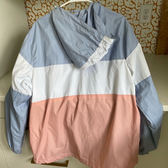 Light blue and salmon windbreaker - Picture 3 of 3